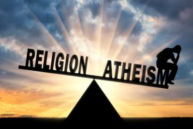Στις ΗΠΑ, 1 στους 3 δηλώνει «άθεος» ή «άθρησκος» – Εντείνεται η τάση «εκκοσμίκευσης»